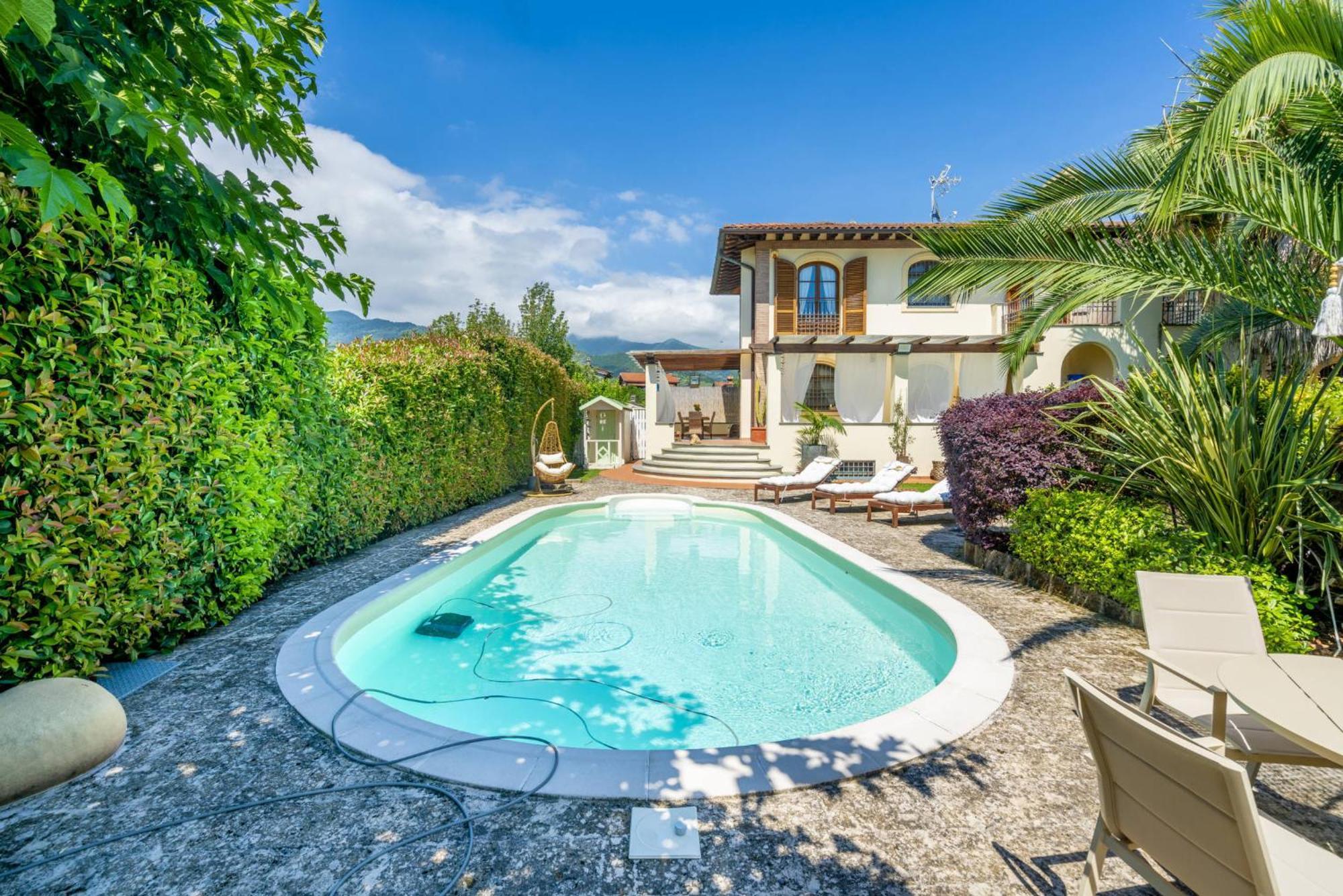 Villa Lorenzo Querceta Kültér fotó